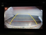 バックガイドモニターで、後方を確認しながら安心して駐車することができます。運転初心者も熟練者も必須の機能ですよ!