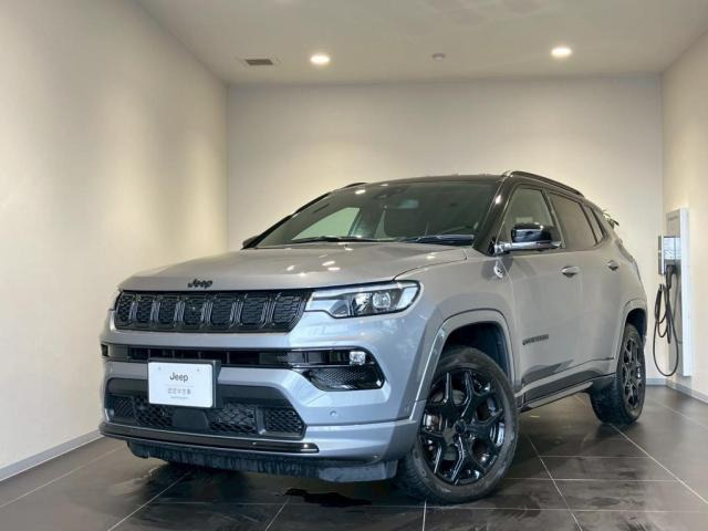 コンパスブラックシャーク 4WD