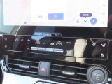 オートエアコンで車内はいつでも快適です♪