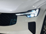 北欧神話に登場するトールハンマーをモチーフにデザインされたフルLEDヘッドライト!