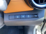 さまざまな機能の設定ボタンが一箇所にまとまっているからとても使いやすいです!運転席からでもバックドアの開閉操作が可能です