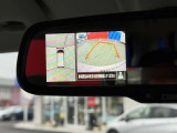 駐停車には便利なアラウンドビューモニター搭載。サイドモニターの切り替えも可能です。