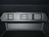 【充電用USB端子】デバイスの充電に便利です。※実際の接続端子は写真で確認or店舗までご気軽にお問合せください♪