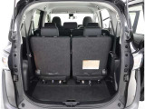 広々としたラゲージスペースを備えています。大きなものや長さのある荷物もしっかりと積み込めます。