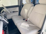 ■運転席シートヒーター/ベンチシートになっておりますので、助手席へウォークスルー可能/センターアームレスト付/ネットでは伝えきれないことが沢山ございます。まずはお気軽にお問い合わせください。!