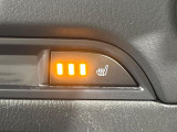 【シートヒーター】寒い日に重宝するシートヒーター!エアコンより早く温まってくれるので寒がりの人も安心ですね♪エアコンの温風は乾燥するから苦手、という方にもをおすすめです。