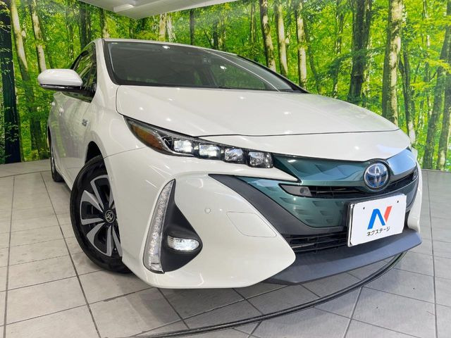 トヨタ プリウスPHV 1.8 A の中古車詳細 (67,544km, ホワイトパール