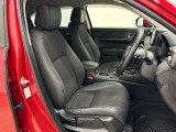前席の画像です。是非運転席に座っていただき視界等をご確認ください。