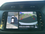バックカメラを装備しております。駐車時に大変役立ちますよ♪運転が苦手な方の味方になってくれます。
