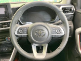 【純正革巻きステアリング】上質な革を使用することで、手にしっかり馴染みとても運転しやすいハンドルです♪
