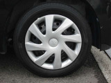 純正のホイル。タイヤはひび割れなく国産で6〜7部山です!^^!