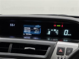 【メーターまわり】ドライバーから見やすい位置にあって安全運転に寄与します。マルチインフォメーションディスプレイでは、クルマに関するたくさんの情報を確認可能。