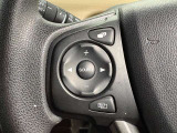 オーディオコントロールスイッチ付き!ハンドルを握ったままチャンネルや音量の調整が可能です。見た目以上に運転していると便利な機能なんですよ。