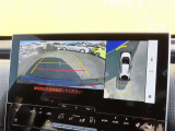 バックカメラの他に上から見下ろしたような画像が見れるアラウンド(全方位)モニター。前後左右を把握できます!