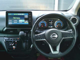 スッキリとした運転席周りになっています。