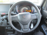 ステアリングは使用感少なくきれいな状態です