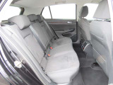 ISOFIX(イソフィックス)基準適合チャイルドシート固定装置!!安心楽々で対応チャイルドシートが取付できます。
