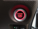 【エンジンスタートスイッチ搭載】 エンジンの始動を、スイッチひとつでスマートに。キーを差し込む必要が無いため、キーは持っているだけでOKです。