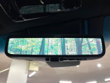 【デジタルインナーミラー】カメラが撮影した車両後方の映像をルームミラー内に表示。クリアな視界で状況の確認が可能です!※ドラレコ機能ご利用には別途SDカードをご用意いただく場合があります。