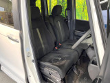 運転席シート廻りは使用感も少なく、良好な状態となっています。前オーナー様が丁寧に使っていたことがよくわかりますね。