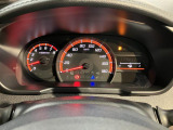 ダイハツディーラーでは「ダイハツ認定U-CAR」という基準を設け、車選びに詳しくないお客様でも「安心して選べる」をご提供しています。