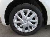 おしゃれは足元から!全体の印象をグッと引き締めるアルミホイールを装備しています★