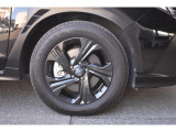 純正17インチアルミホイル/タイヤサイズは225/60R17です