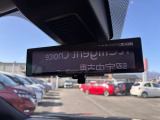 インテリジェントルームミラーは車両後方の状況を映像で映し出してくれます!後席に人が乗っていて見づらい時や荷物で後ろが見えない時も安心です!