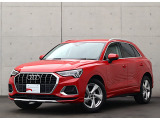 アウディ Q3
