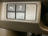 ETCの下にHondaセンシング用の、VSA(ABS+TCS+横滑り抑制)解除スイッチなどがついています。