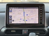 カーナビは、Bluetooth対応のメモリーナビが装着されています。