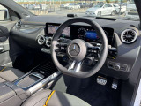 お車が展示場に無い事がございます。ご来店の際は一度お電話にて在庫のご確認を御願い致します。【お問い合わせ電話番号072-461-1411】