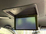 【フリップダウンモニター】大画面モニターで後席でもエンタメをお楽しみいただけます。小さなお子様にも大人気の装備です♪