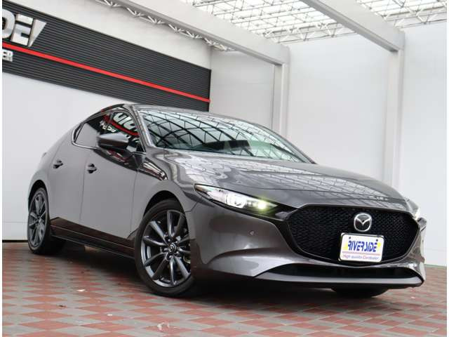 マツダ MAZDA3ファストバック 1.8 XD プロアクティブ ツーリング