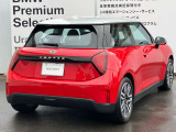 ★ワイド・トレッド、ロング・ホイールベース、ショート・オーバーハング、低重心。ボディの四隅にホイールを配置したMINIは、生粋のアスリートです。