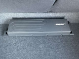 BOSEサウンド完備です。