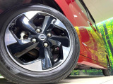 【純正14インチアルミホイール】外観にマッチした純正アルミホイールを装着しております。各種社外アルミホイールや、スタッドレスタイヤも取扱いしております。是非ご相談ください♪
