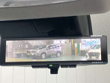 【スマートルームミラー】ルームミラー上に車体後方カメラの映像を映し出すことで車内定員、荷物状況に影響をうけません★