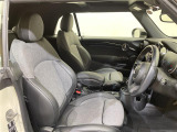 【4人乗り】ゆったりとした座り心地と、車内を広々と使える快適性に長けているので、快適な時間をお過ごしいただけます!