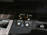【シートヒーター・ベンチレーション】シートヒーター、ベンチレーションを装備しておりますので快適なドライブを楽しめます。