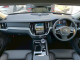 V60 リチャージ PHEV T6 AWD アルティメット 4WD 