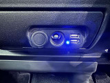 シガーソケット用の充電器が使用可能です!