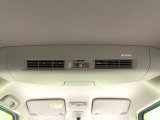 【サーキュレーター】エアコンの風を後部座席まで届けてくれ、広い車内空間でも素早く快適な温度になります♪真夏や真冬に便利な機能です。