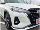 【LEDヘッドライト】LEDならではのデザイン性の高いライトデザインはスタイリッシュな外観にピッタリです♪明るさもバッチリなので夜間の走行も安心してお乗り頂けます♪