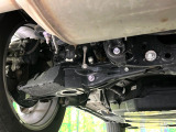 お車を安心してお乗りいただく為には、足回りの定期点検が欠かせません。サービスサポート(有償保証)では無料点検もご提供しており、安心のカーライフをお過ごしいただけるサポート体制が整っています。
