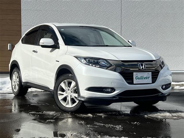 ヴェゼル1.5 ハイブリッド X ホンダセンシング 4WDワンオーナー