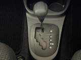 【シフトレバー】シフトの操作がしやすく快適なドライブを楽しんでいただけます!