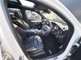 ◆LIBERALAは、輸入車選びの新たなスタイルを提案するインポート・セレクト・ブランドです。オーナー様となる方がクルマから直接感じる感性を第一にした、最良の一台との出会いをコーディネートいたします。