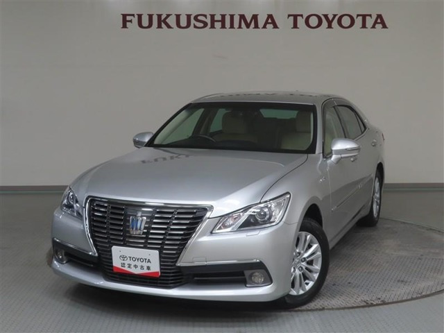 クラウンハイブリッド 2.5 ロイヤルサルーンG Four 4WD