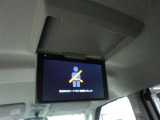 天井後席モニターです!!希少装備ですよ!!